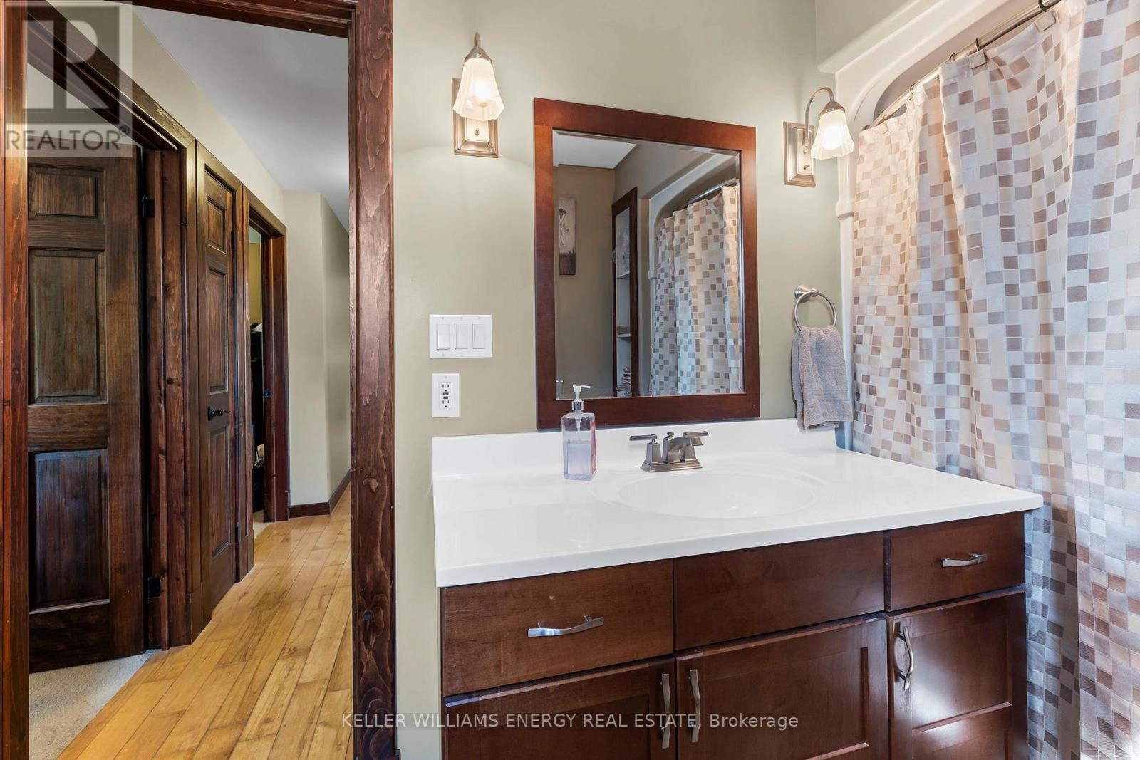 4070 Hwy 28, Selwyn, Ontario K0L 2H0 - Photo 19 - X12967248