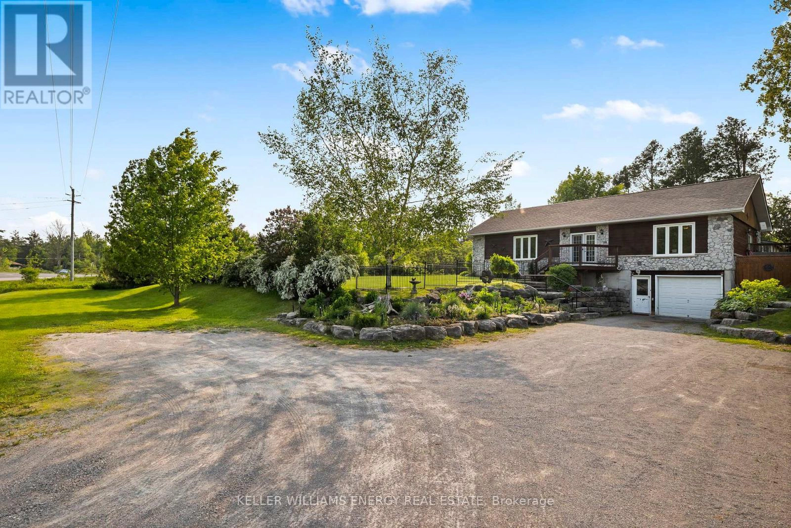4070 Hwy 28, Selwyn, Ontario K0L 2H0 - Photo 4 - X12967248