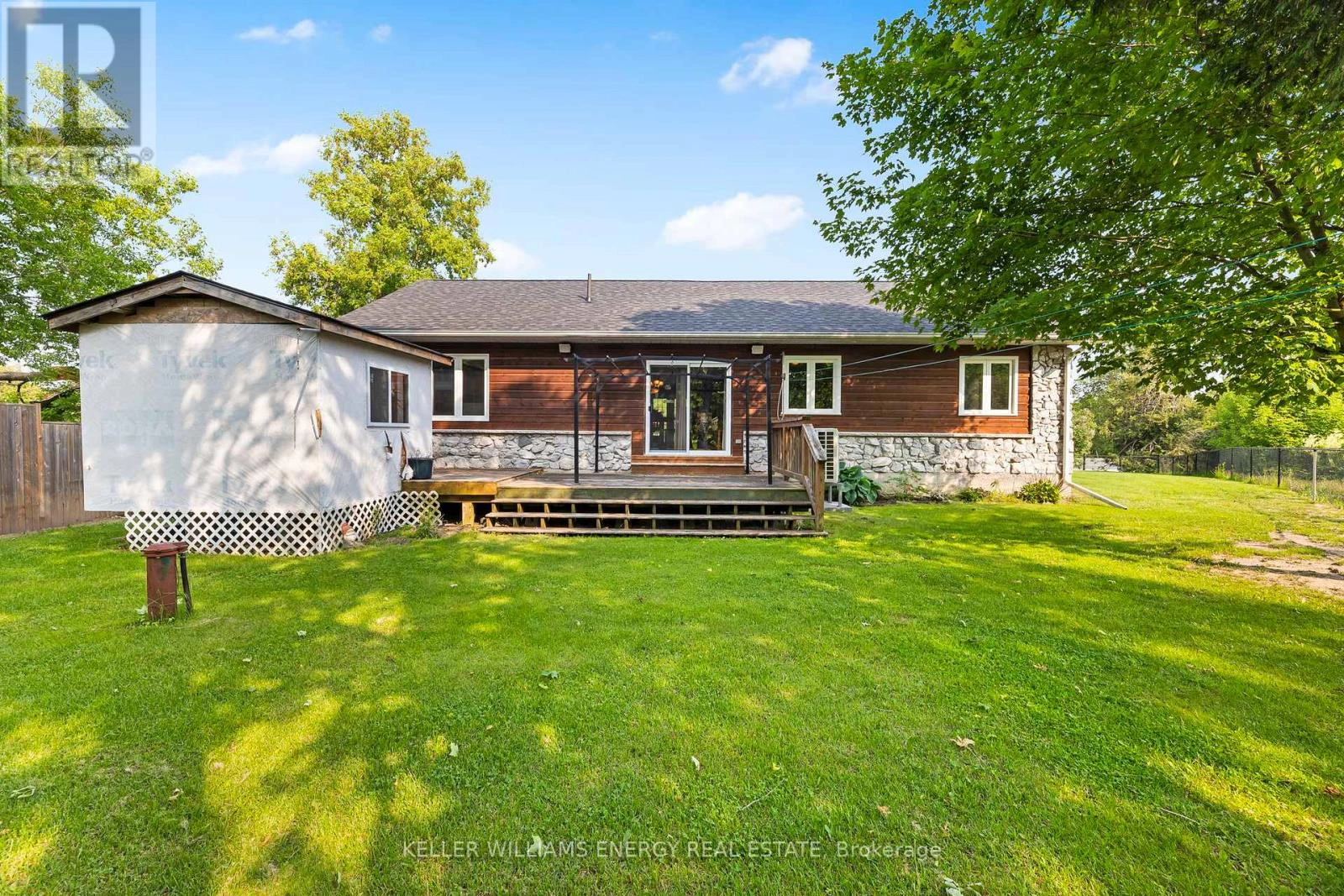 4070 Hwy 28, Selwyn, Ontario K0L 2H0 - Photo 6 - X12967248