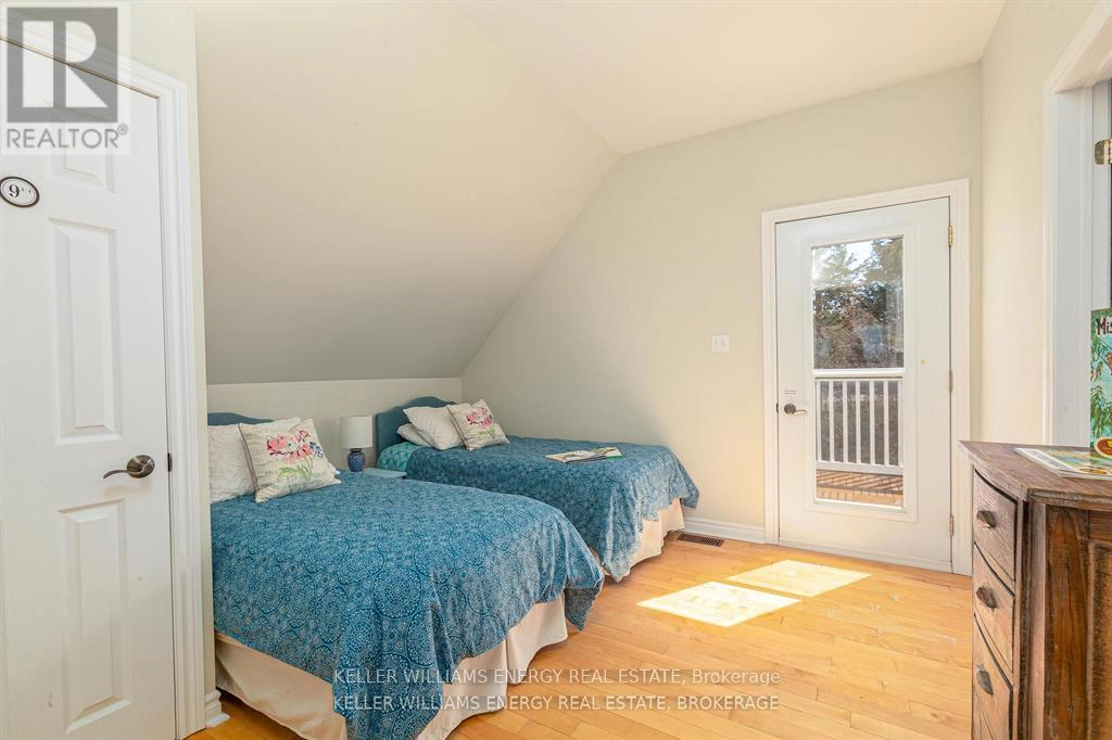 96 Island Road, Prince Edward County, Ontario  K0K 2T0 - Photo 25 - X12967280