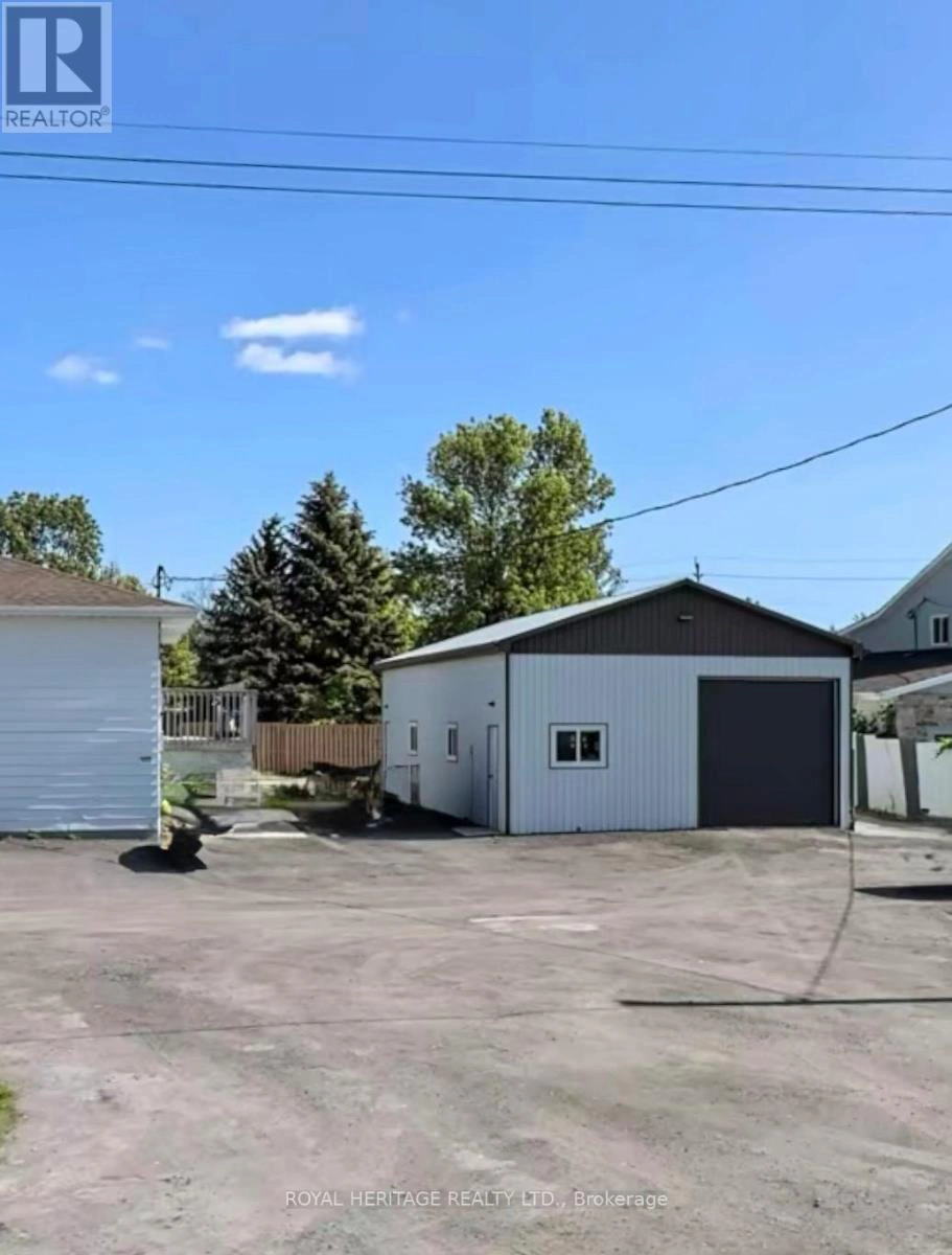 20 Pigeon Lake Road, Kawartha Lakes, Ontario  K9V 4R6 - Photo 5 - X12658902