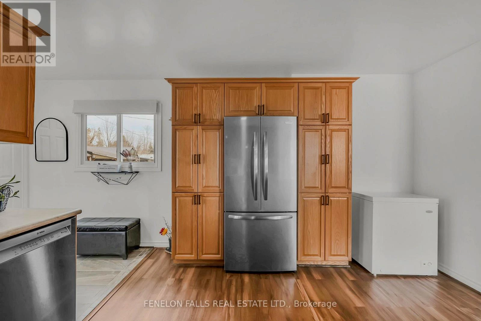 30 Jones Avenue, Kawartha Lakes, Ontario  K0M 1G0 - Photo 19 - X12967894