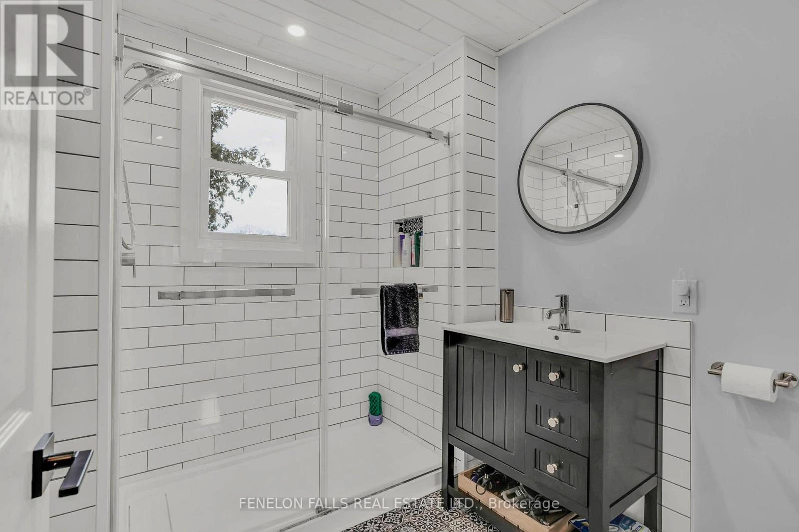 30 Jones Avenue, Kawartha Lakes, Ontario  K0M 1G0 - Photo 41 - X12967894