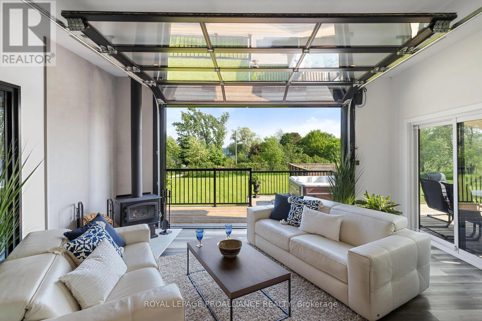 2670 County Road 8, Prince Edward County, Ontario  K0K 2T0 - Photo 23 - X12971186