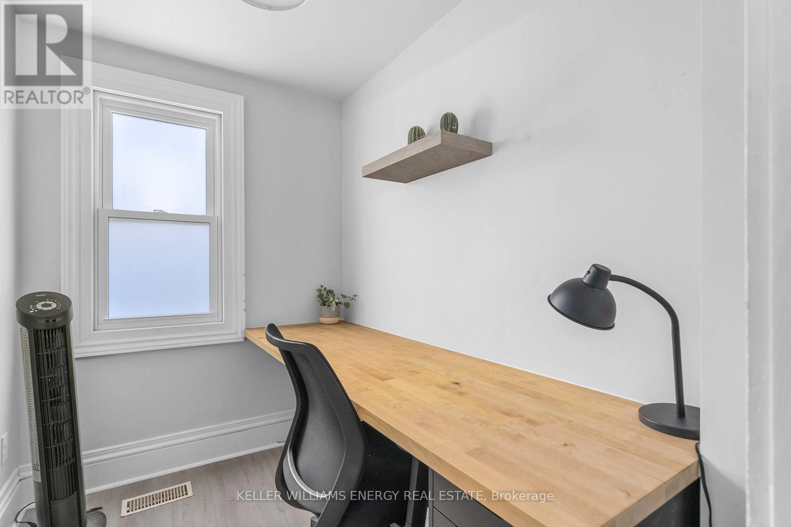 58-60 Picton Main Street, Prince Edward County, Ontario K0K 2T0 - Photo 14 - X12840998