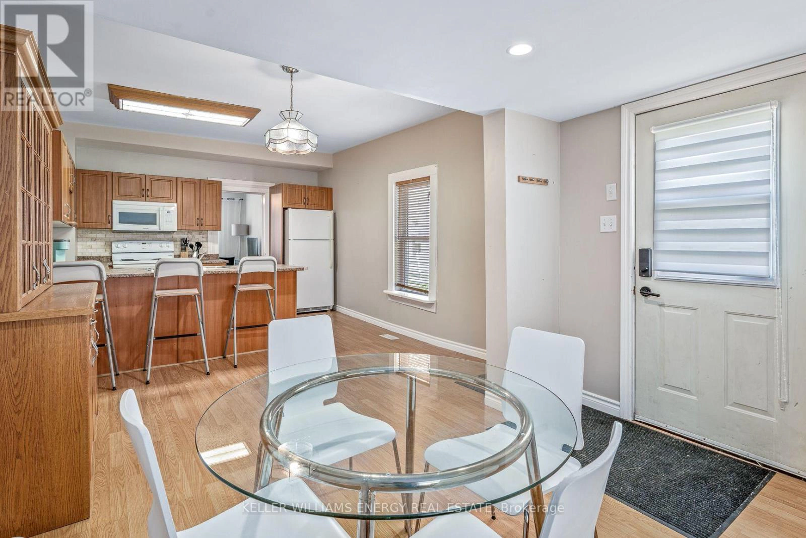 58-60 Picton Main Street, Prince Edward County, Ontario K0K 2T0 - Photo 32 - X12840998