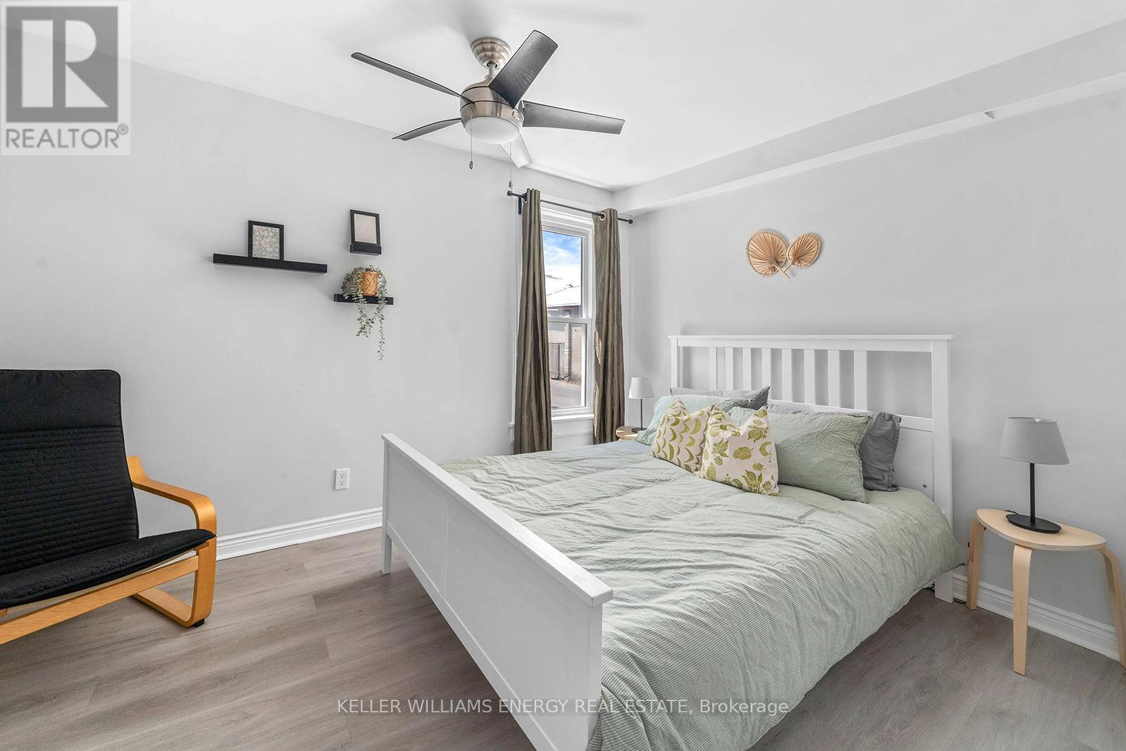 58-60 Picton Main Street, Prince Edward County, Ontario K0K 2T0 - Photo 21 - X12840998