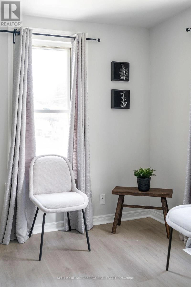 58-60 Picton Main Street, Prince Edward County, Ontario K0K 2T0 - Photo 24 - X12840998