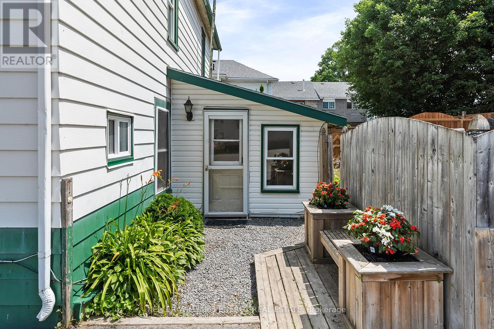 58-60 Picton Main Street, Prince Edward County, Ontario K0K 2T0 - Photo 28 - X12840998