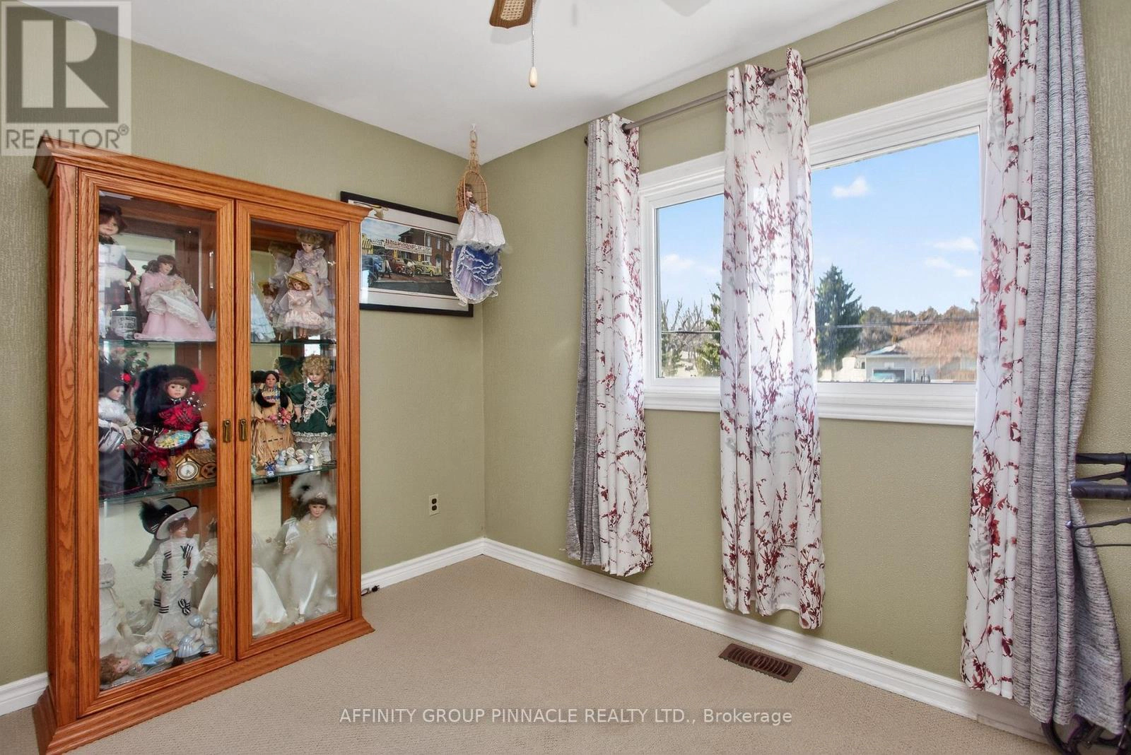 272 Crosby Drive, Kawartha Lakes, Ontario K0M 1A0 - Photo 18 - X12972918