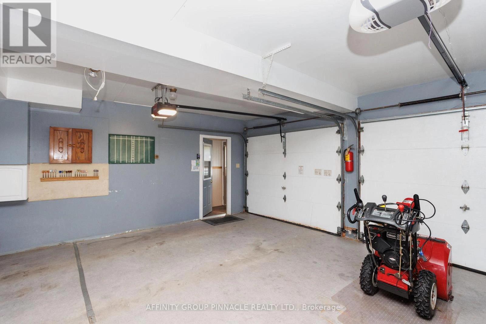 272 Crosby Drive, Kawartha Lakes, Ontario K0M 1A0 - Photo 28 - X12972918