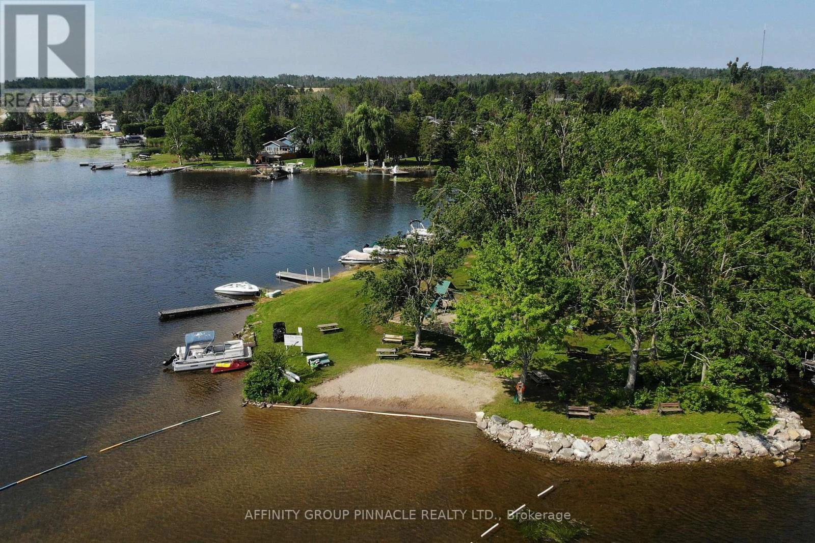 272 Crosby Drive, Kawartha Lakes, Ontario K0M 1A0 - Photo 29 - X12972918