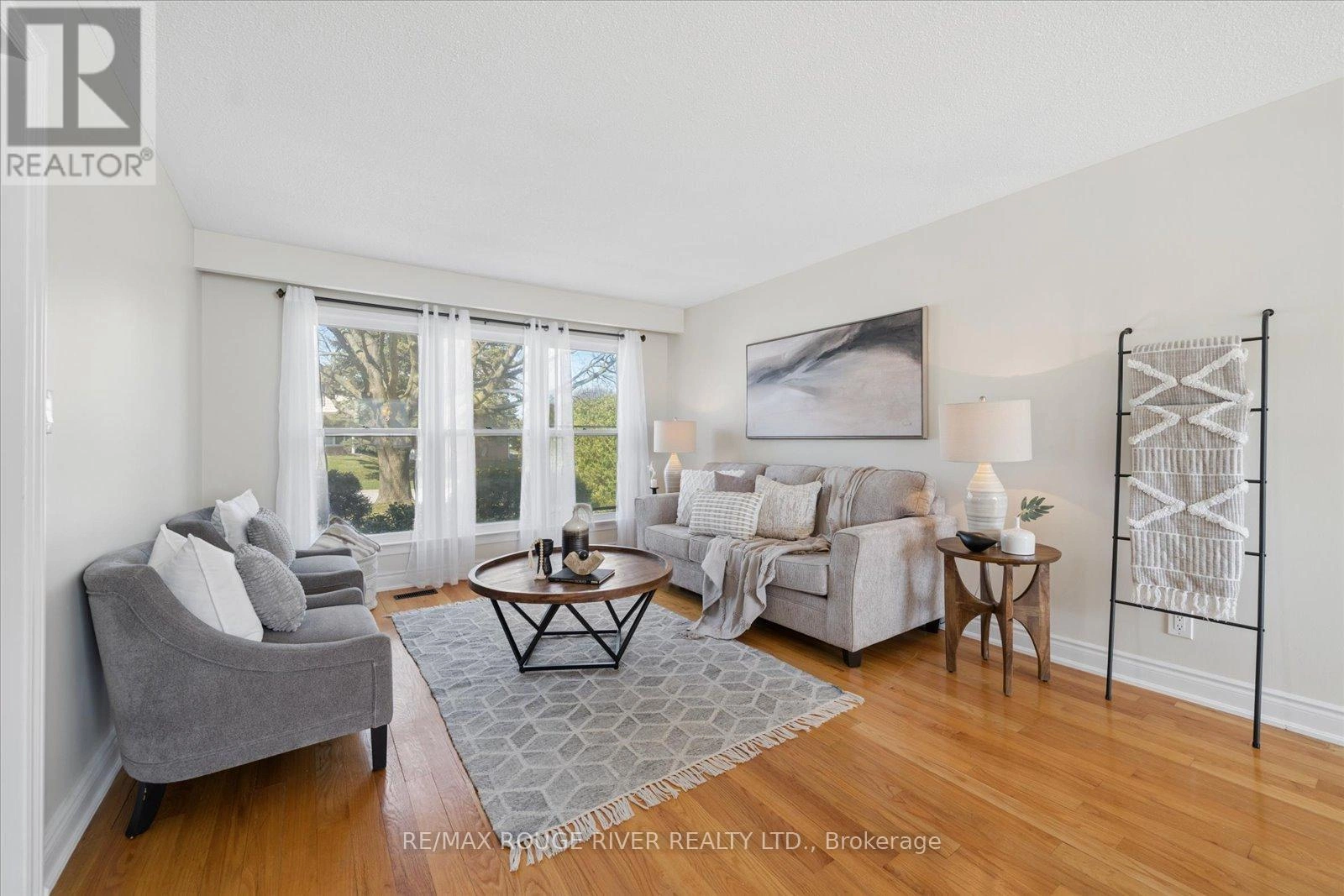 54 Rosalynne Avenue, Clarington, Ontario L1C 3X8 - Photo 10 - E12975018