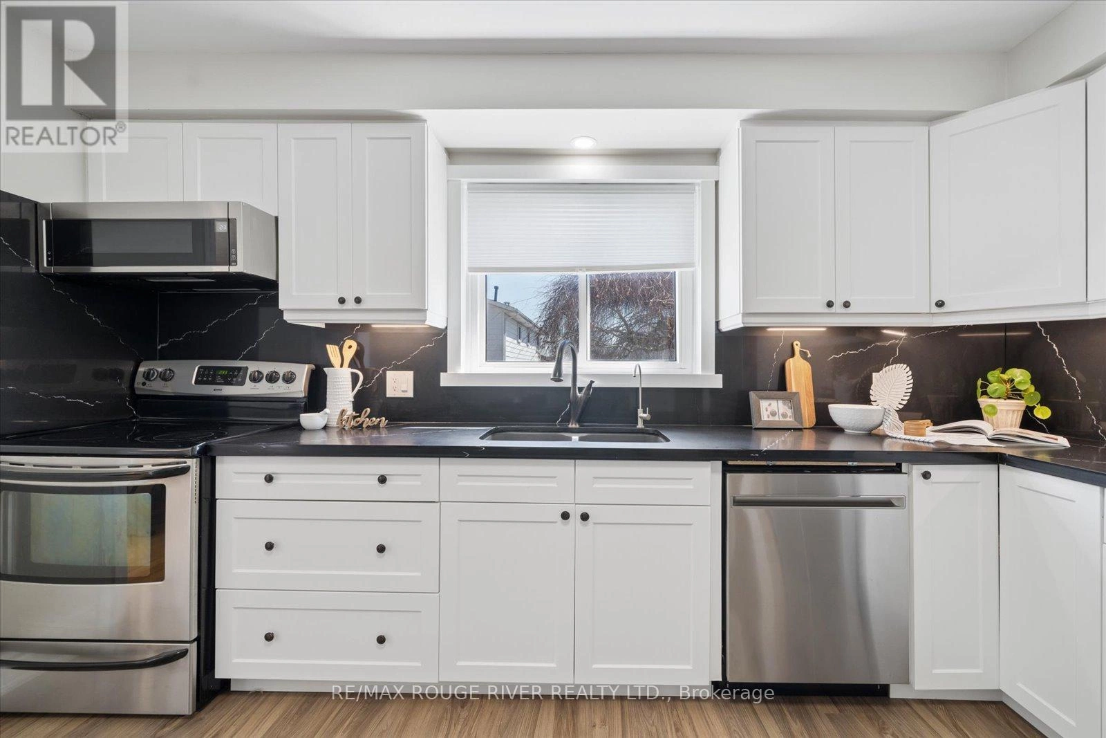 54 Rosalynne Avenue, Clarington, Ontario L1C 3X8 - Photo 21 - E12975018