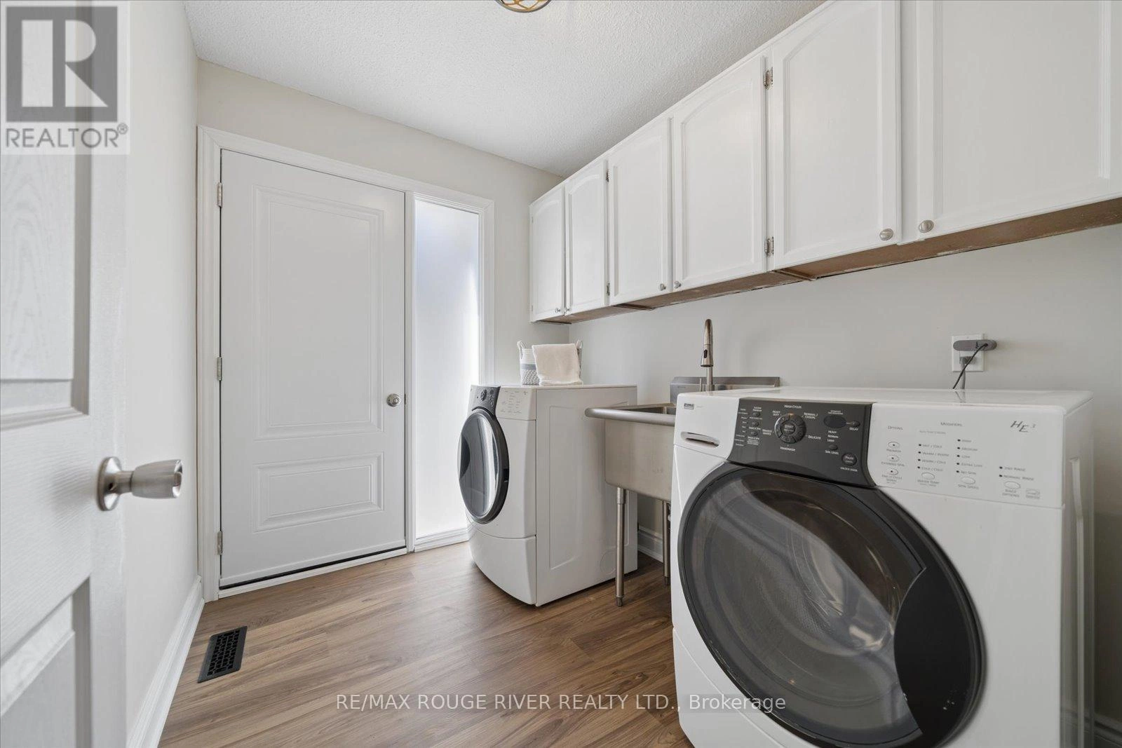 54 Rosalynne Avenue, Clarington, Ontario L1C 3X8 - Photo 28 - E12975018