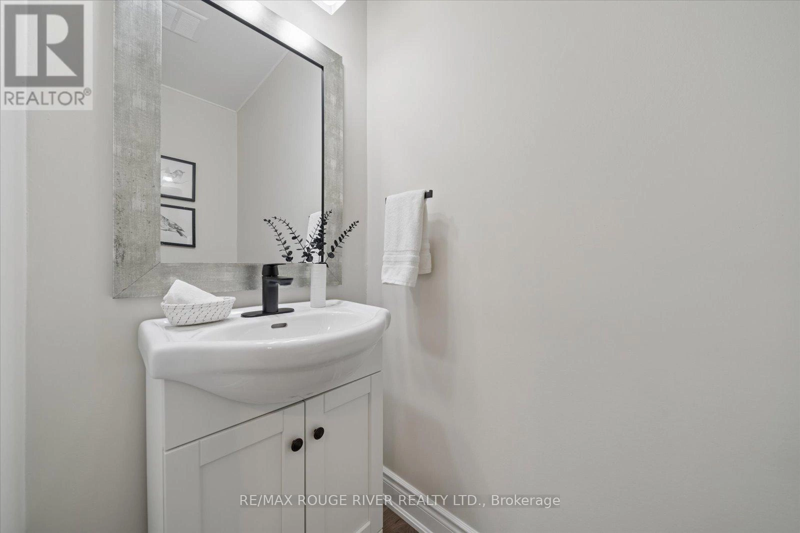 54 Rosalynne Avenue, Clarington, Ontario L1C 3X8 - Photo 29 - E12975018