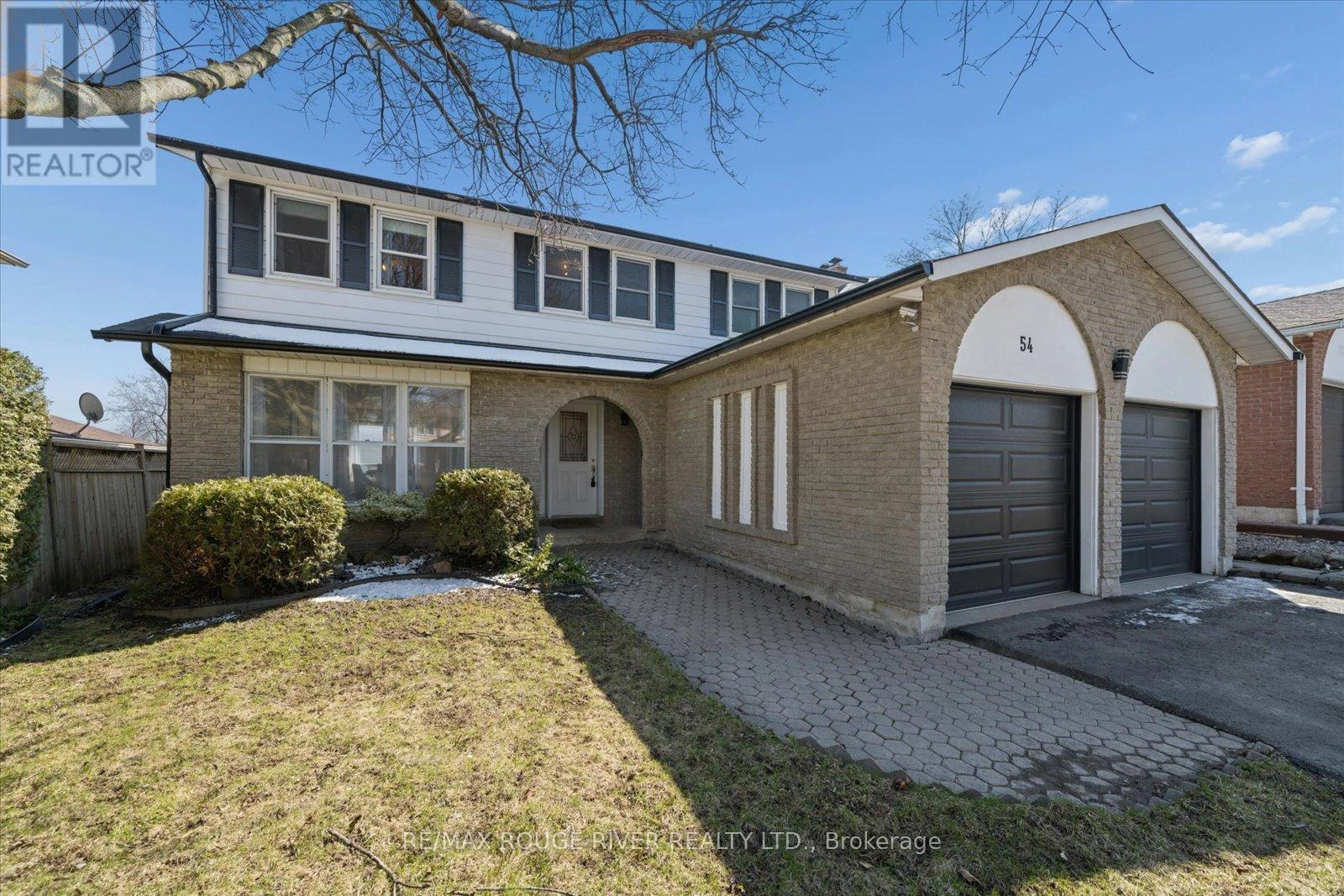 54 Rosalynne Avenue, Clarington, Ontario L1C 3X8 - Photo 4 - E12975018