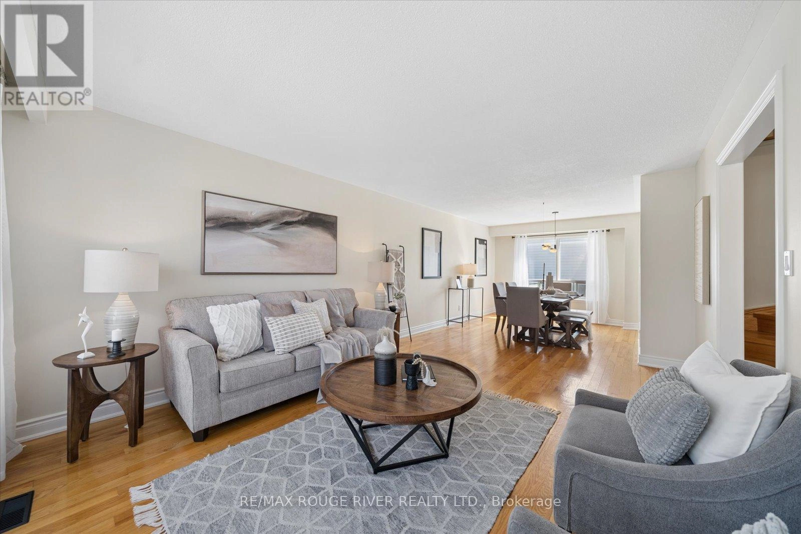 54 Rosalynne Avenue, Clarington, Ontario L1C 3X8 - Photo 8 - E12975018