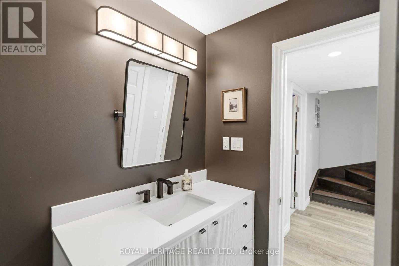 245 Strachan Street, Port Hope, Ontario  L1A 0E7 - Photo 35 - X12975146