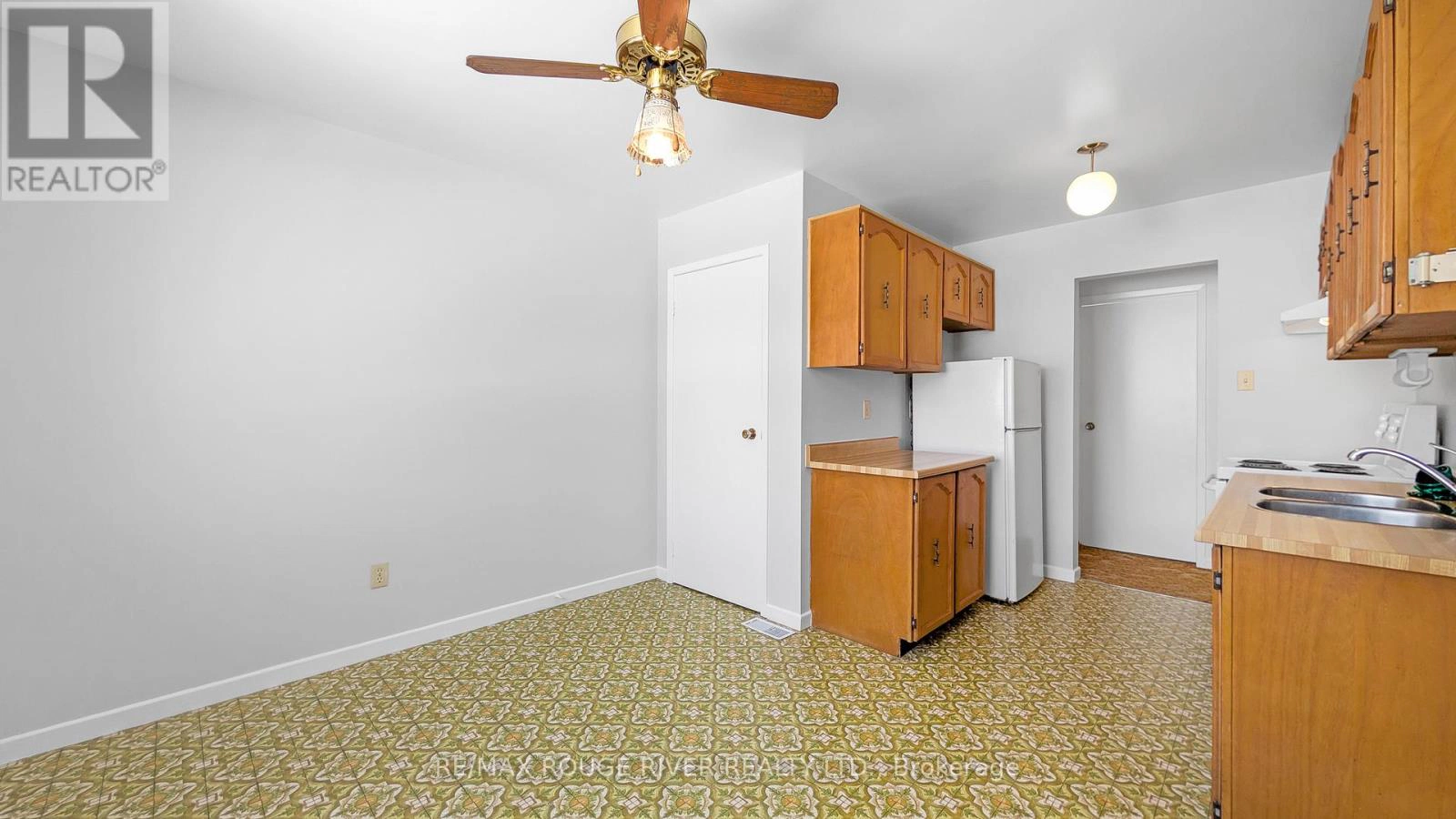 20 Coyle Crescent, Selwyn, Ontario  K9J 6X5 - Photo 19 - X12978378