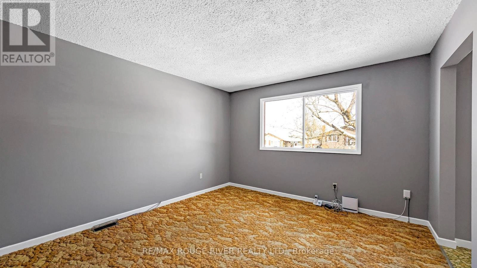 20 Coyle Crescent, Selwyn, Ontario  K9J 6X5 - Photo 24 - X12978378