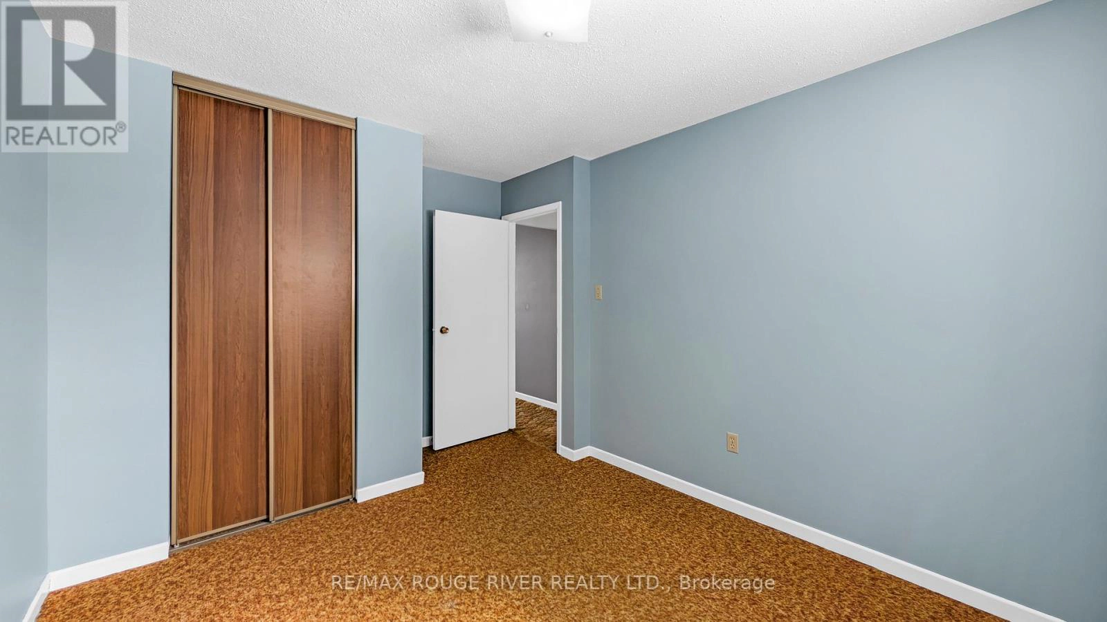 20 Coyle Crescent, Selwyn, Ontario  K9J 6X5 - Photo 9 - X12978378