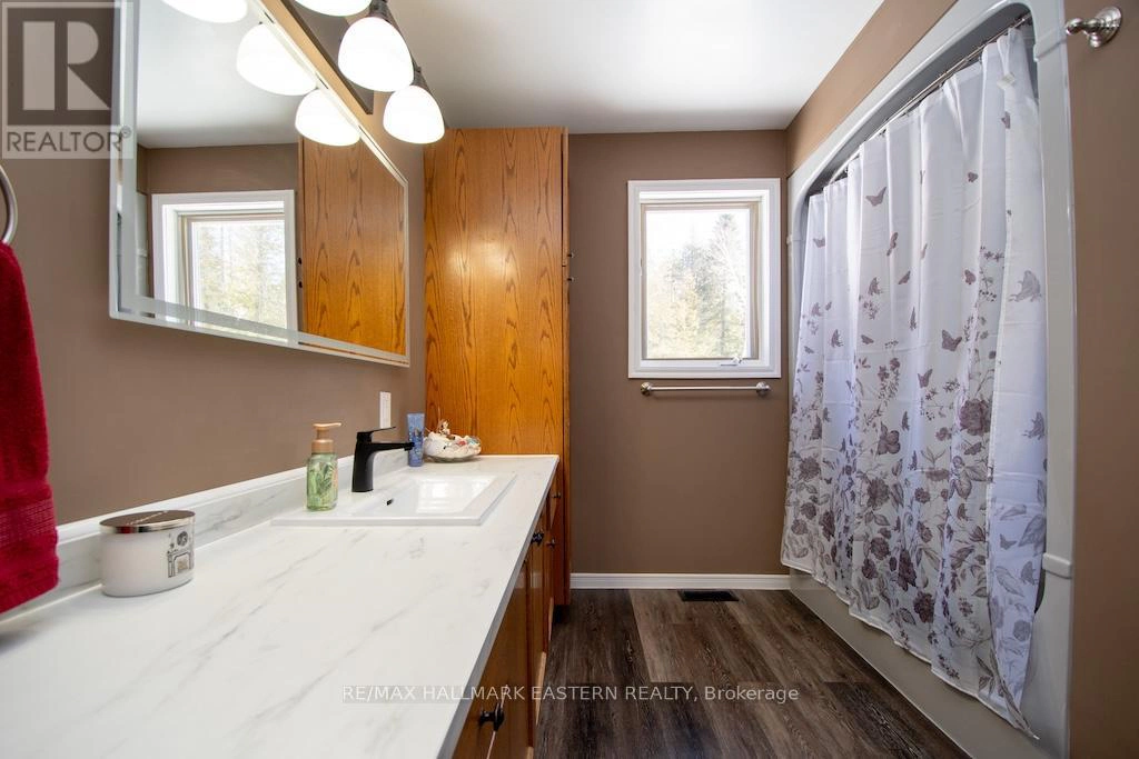 1079 Rock Road, Douro-Dummer, Ontario  K0L 3A0 - Photo 26 - X12978708