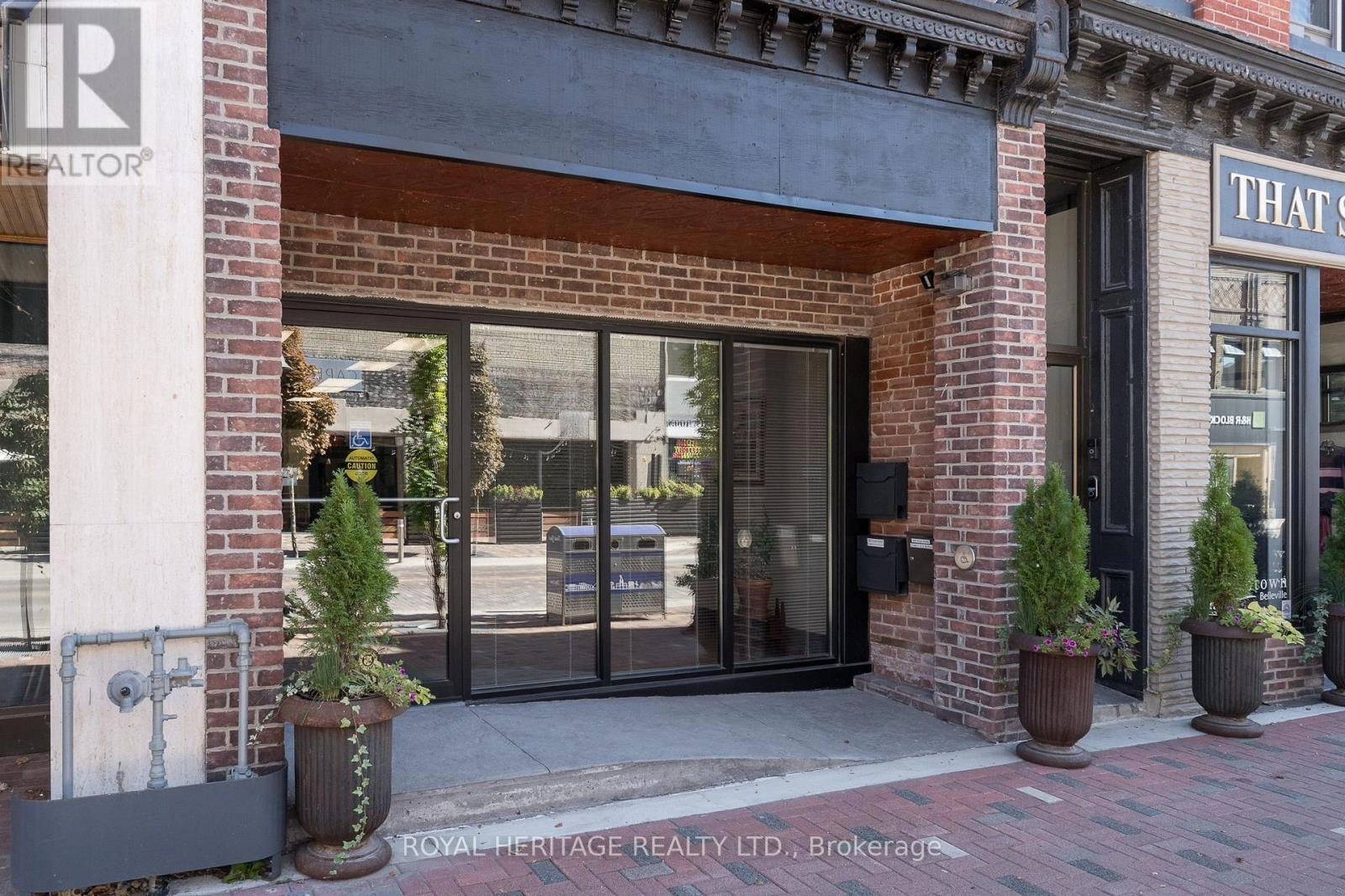 269 Front Street, Belleville, Ontario K8N 2Z6 - Photo 2 - X12740708