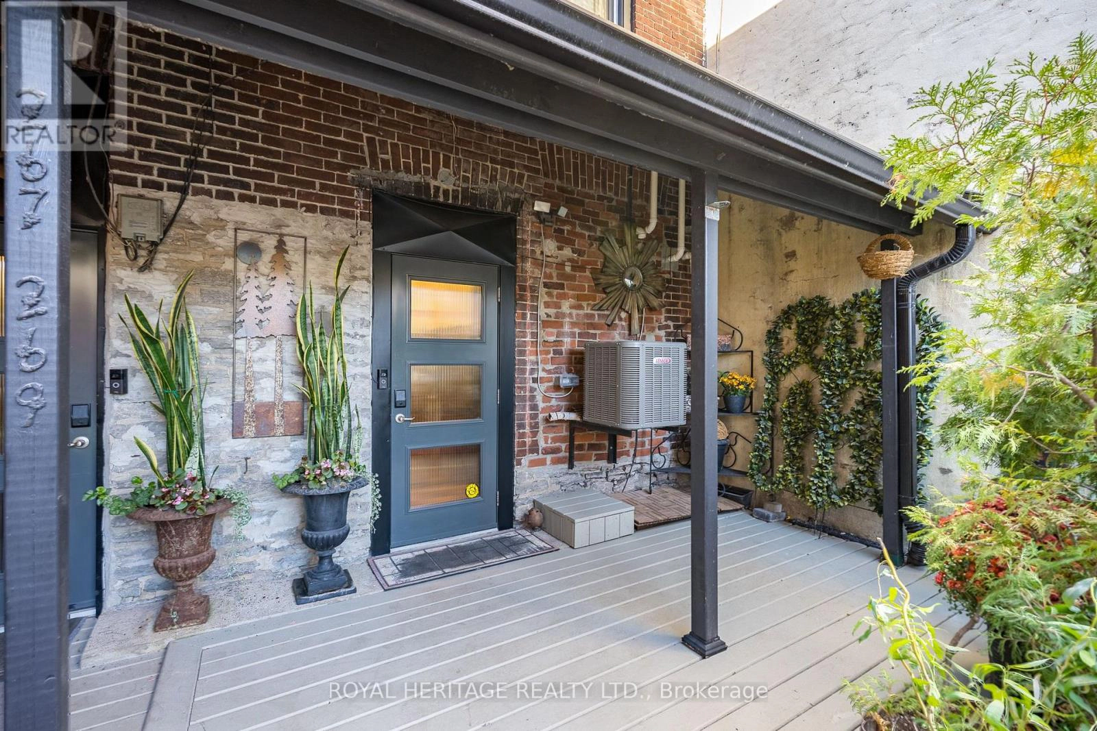 269 Front Street, Belleville, Ontario K8N 2Z6 - Photo 3 - X12740708