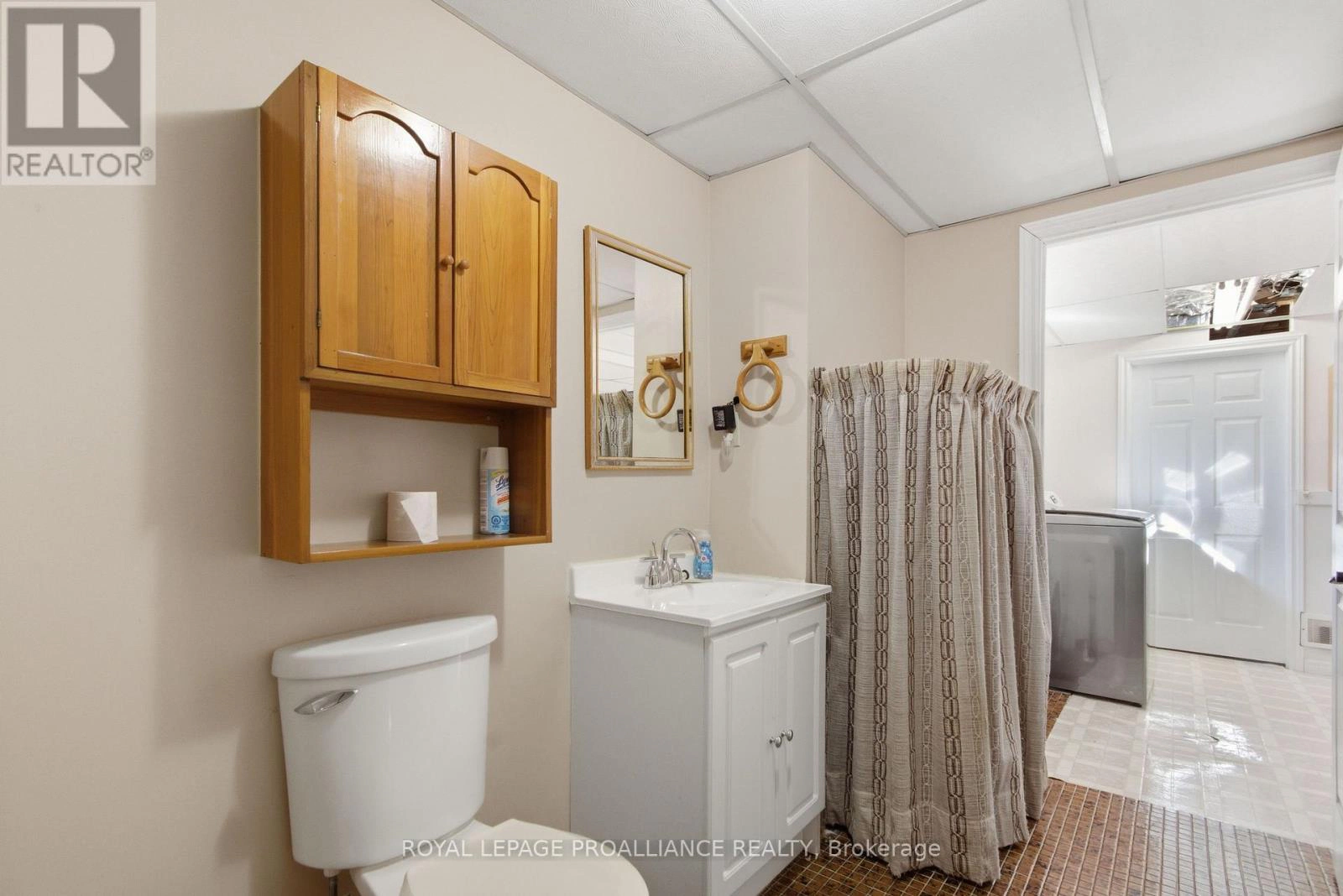 4 O'neil Crescent, Quinte West, Ontario  K8V 5Y6 - Photo 24 - X12981374