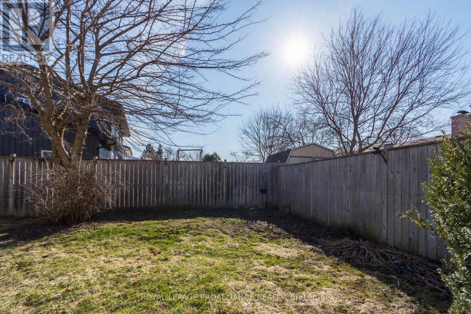 4 O'neil Crescent, Quinte West, Ontario  K8V 5Y6 - Photo 30 - X12981374