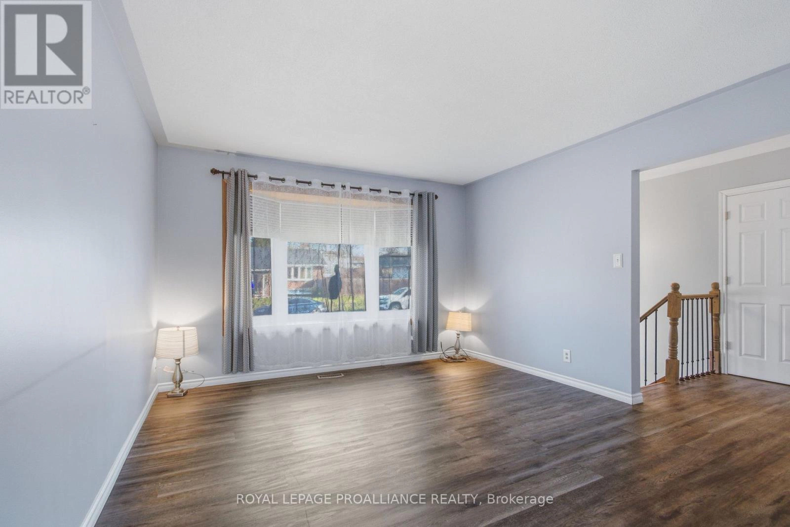 4 O'neil Crescent, Quinte West, Ontario  K8V 5Y6 - Photo 6 - X12981374