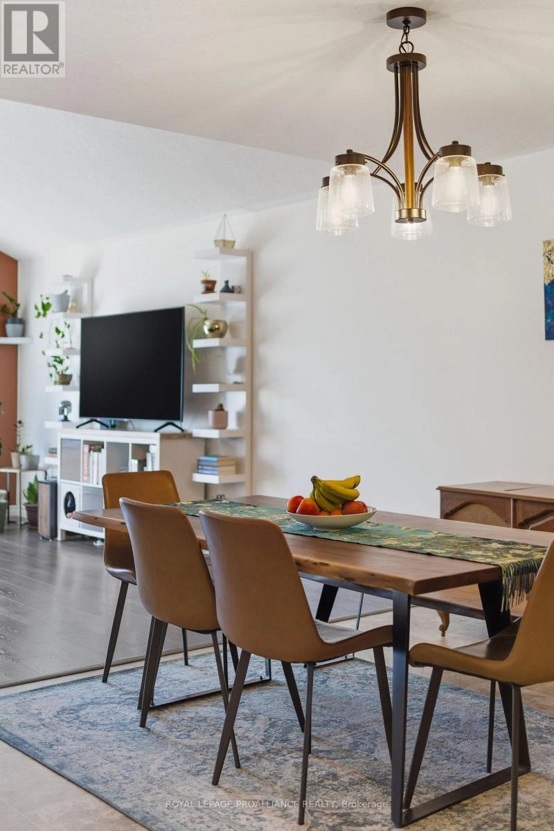 20 Chinook Street, Belleville, Ontario  K8P 0C4 - Photo 13 - X12983020