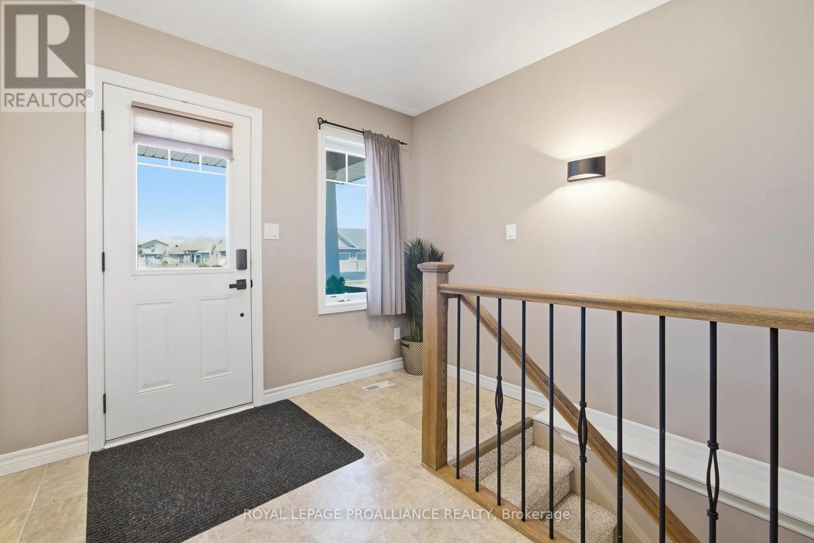 20 Chinook Street, Belleville, Ontario  K8P 0C4 - Photo 5 - X12983020