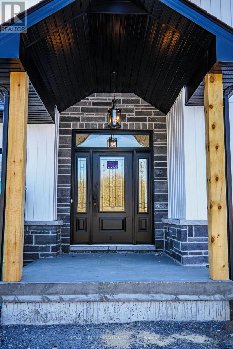 2461 Victoria Road, Prince Edward County, Ontario  K0K 1L0 - Photo 4 - X12983834