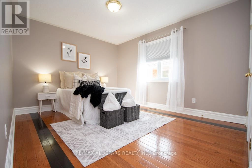 383 Wallace Drive, Kawartha Lakes, Ontario  K9V 6K7 - Photo 32 - X12965950