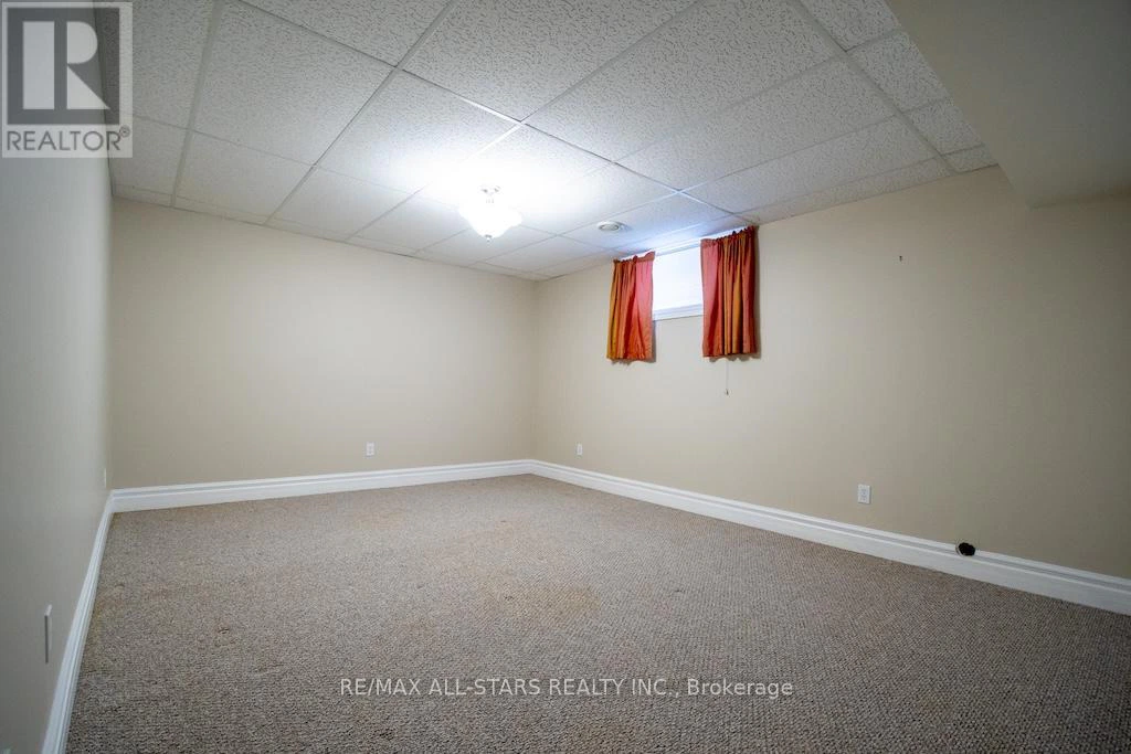 383 Wallace Drive, Kawartha Lakes, Ontario  K9V 6K7 - Photo 36 - X12965950