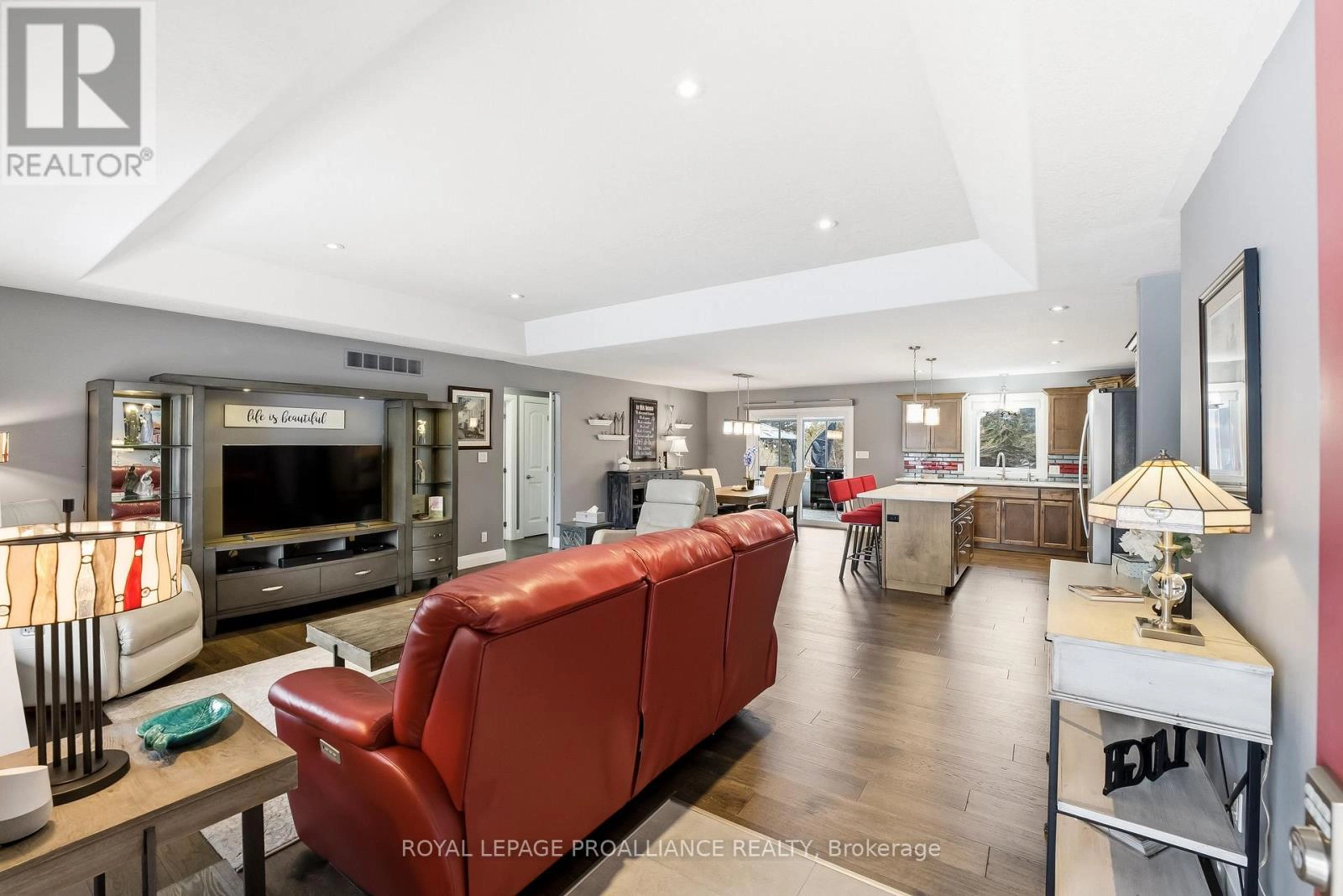 3741 County Road 3, Prince Edward County, Ontario  K0K 1L0 - Photo 6 - X12812606