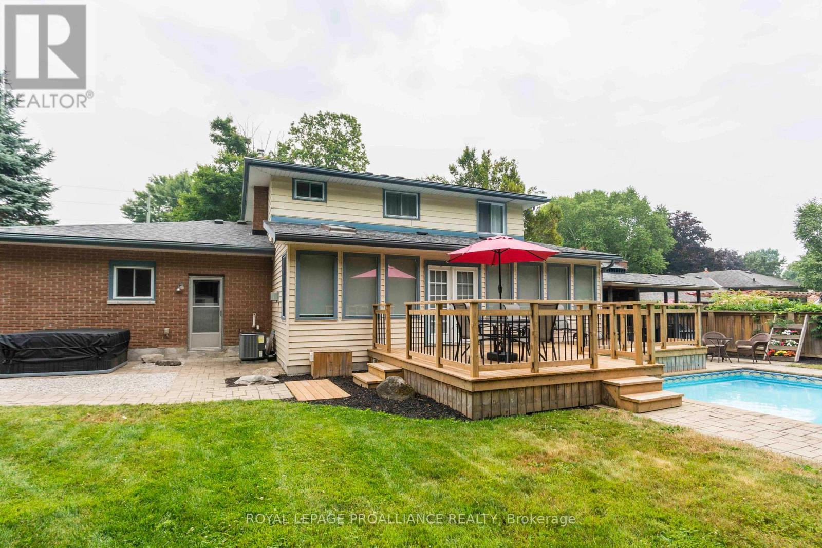 553 Whites Road, Quinte West, Ontario  K7V 0P7 - Photo 27 - X12805464