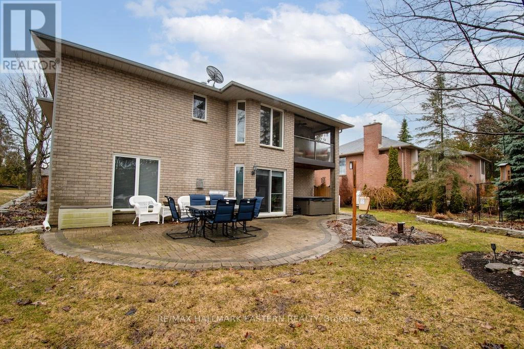 4 Huntingwood Crescent, Kawartha Lakes, Ontario  K0M 1A0 - Photo 31 - X12997250