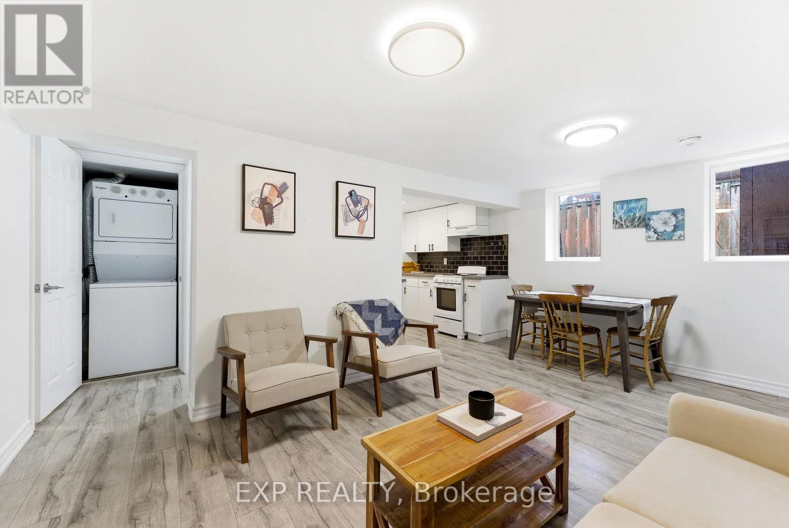 10 Plaza Square, Belleville, Ontario  K8N 4J3 - Photo 27 - X12998944