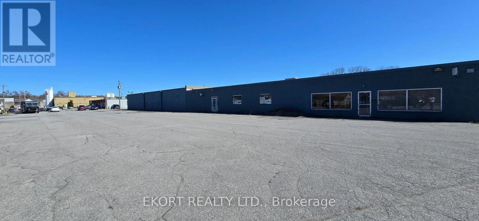 10 Canal Street, Quinte West, Ontario  K8V 4K2 - Photo 2 - X12989650