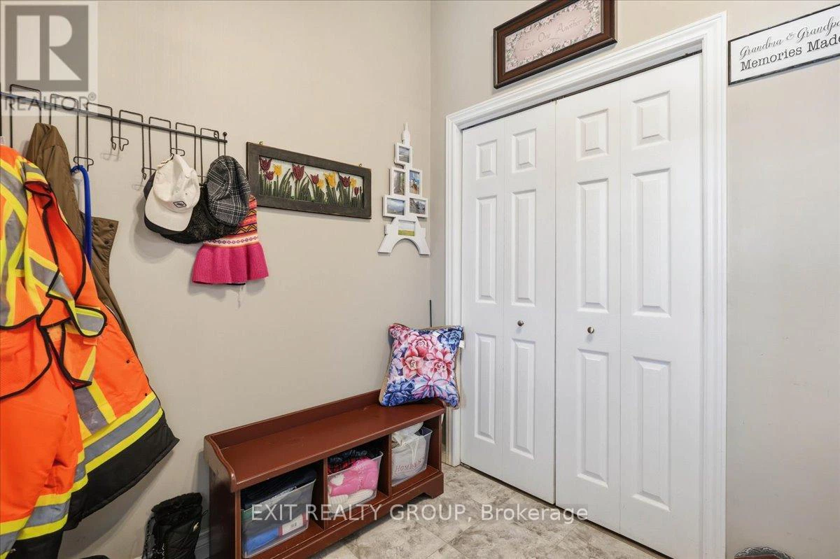 218 Brant Street, Deseronto, Ontario  K0K 1X0 - Photo 6 - X12855418