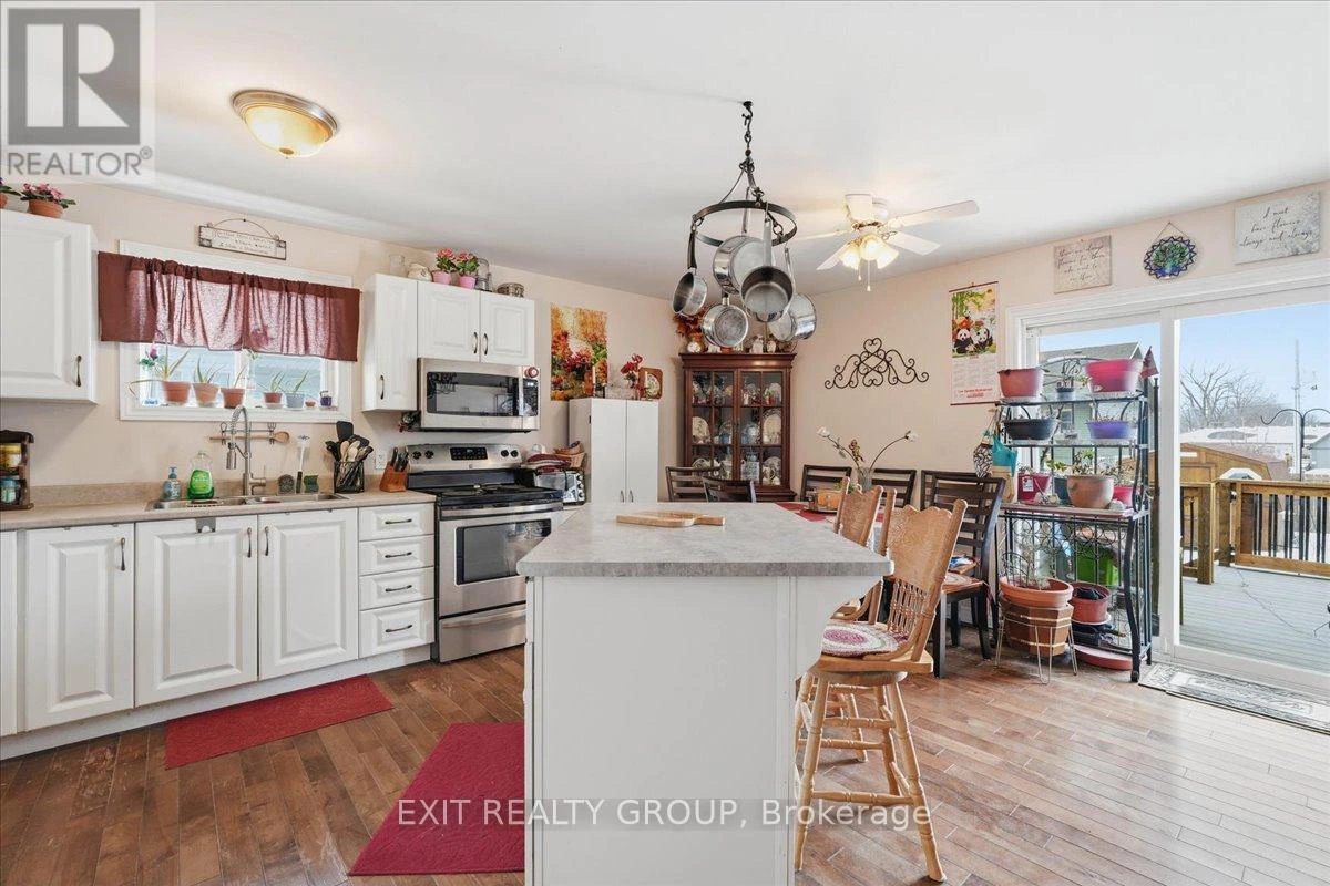 218 Brant Street, Deseronto, Ontario  K0K 1X0 - Photo 7 - X12855418