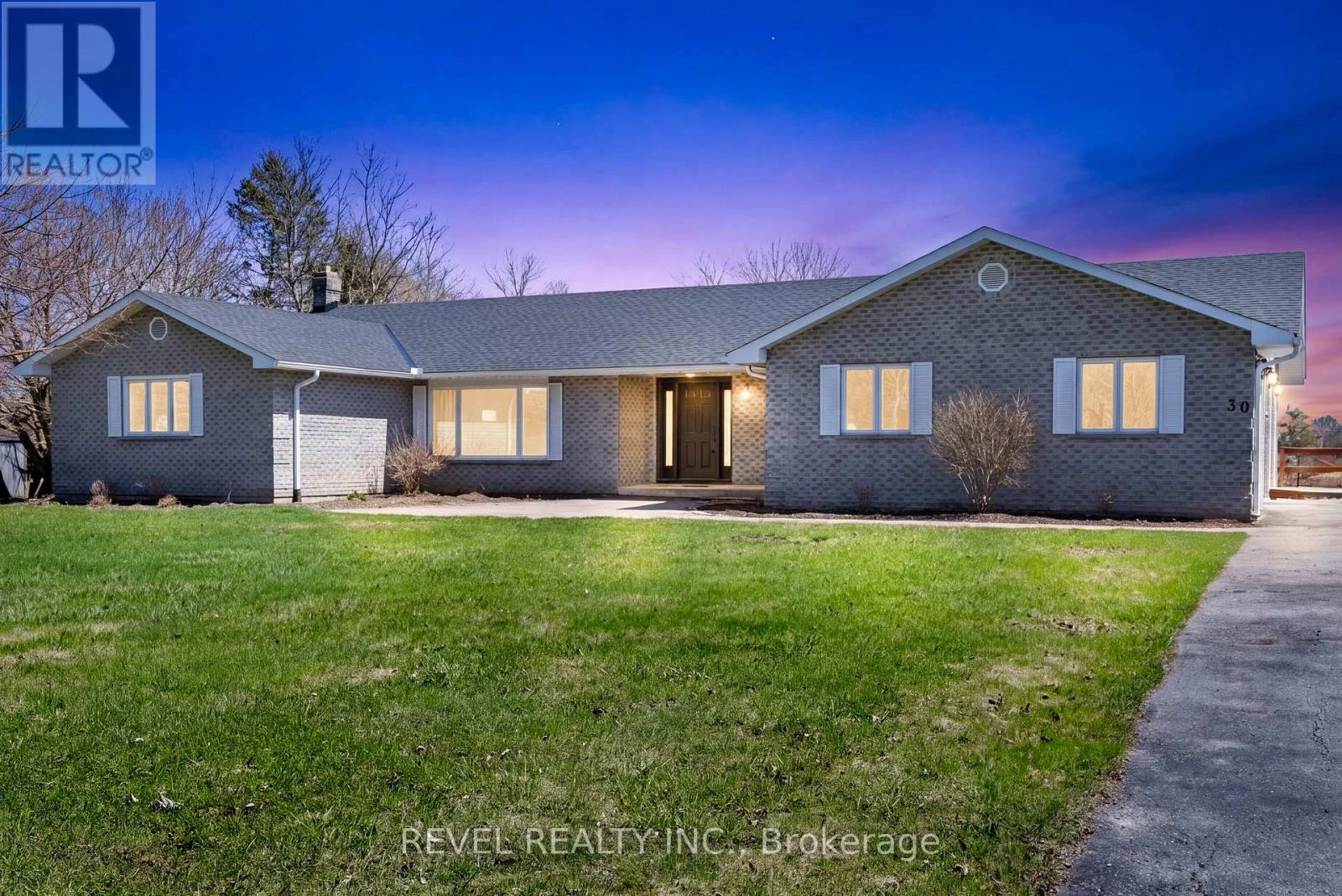 30 Castle Harbour Drive, Scugog, Ontario  L9L 1P5 - Photo 1 - E13006966