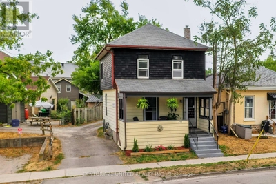 872 George Street N, Peterborough North, Ontario  K9H 3T7 - Photo 2 - X12341556