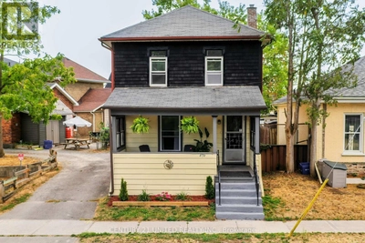 872 George Street N, Peterborough North, Ontario  K9H 3T7 - Photo 3 - X12341556