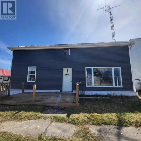 14 Division Boulevard, Prince Edward County, Ontario  K0K 1T0 - Photo 1 - X12132670