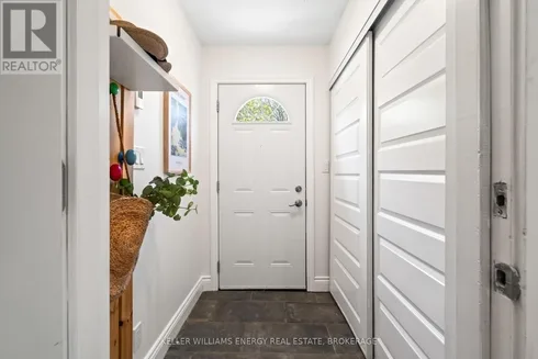 205 Balsam Avenue, Toronto, Ontario  M4E 3C4 - Photo 2 - E12133760