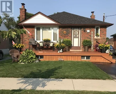 325 Highland Avenue, Oshawa, Ontario  L1H 6B1 - Photo 1 - E12104156